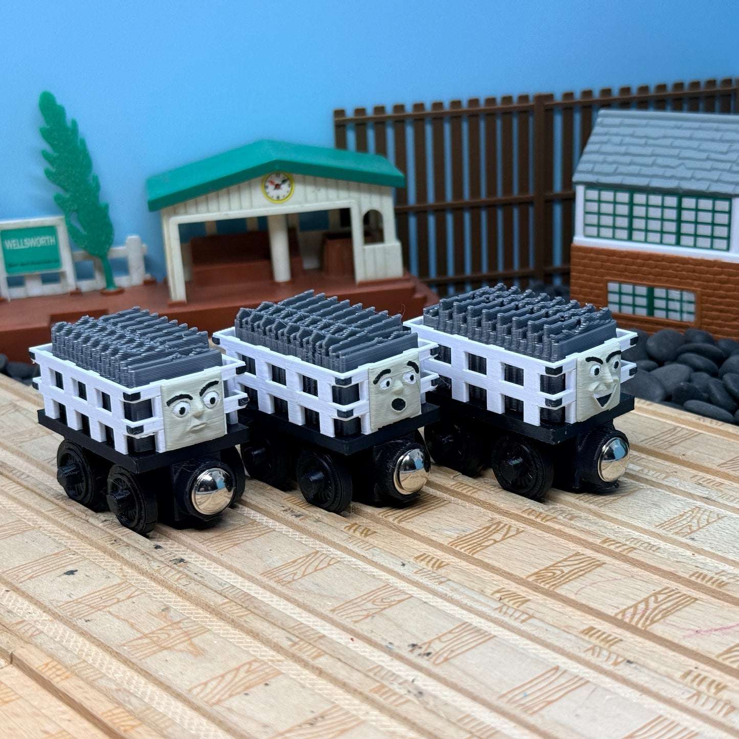Narrow Gauge Slate Trains with 3D Faces