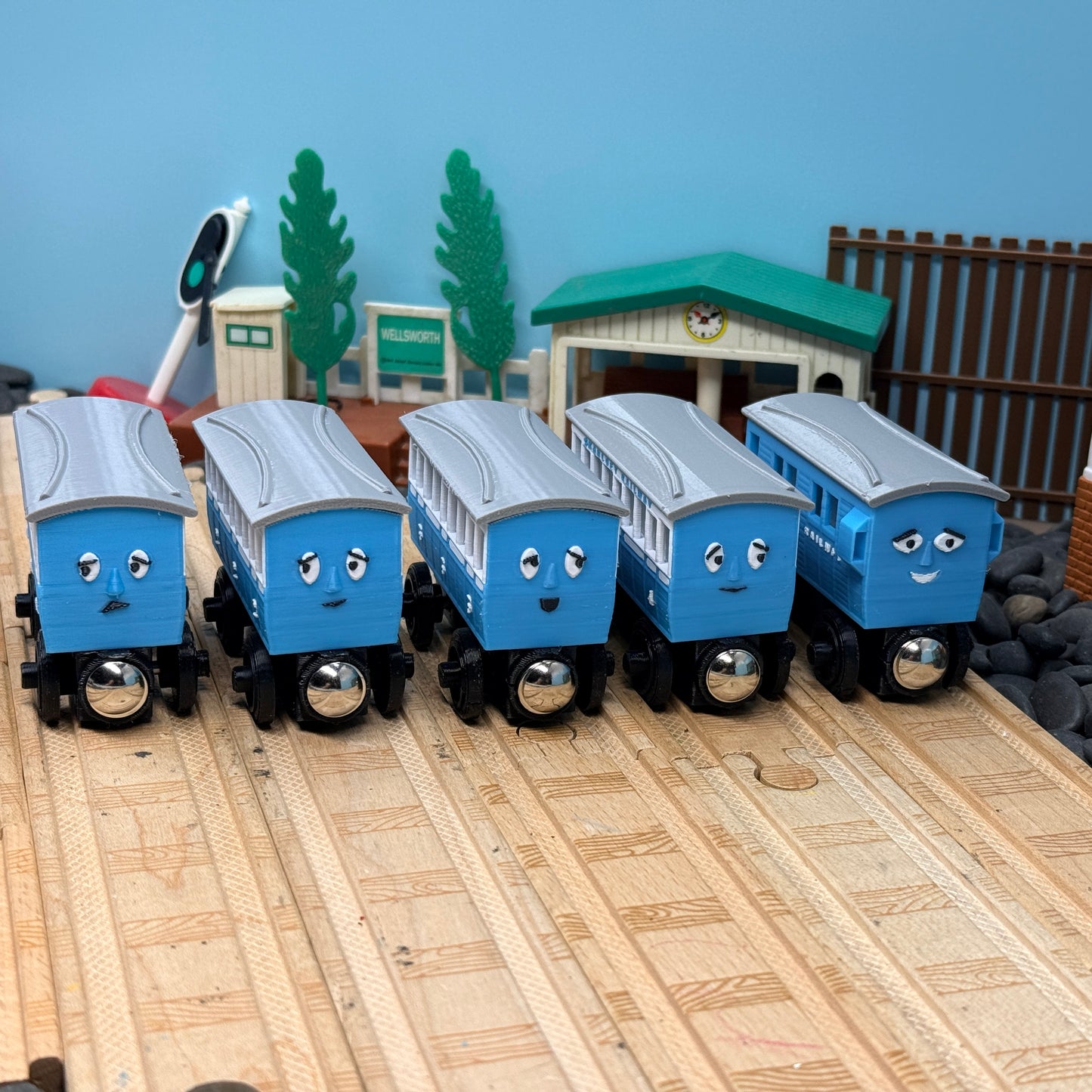 Skarloey Coach's Agnes, Ruth, Jemima, Lucy and Brake Van Beatrice (5 Trains)