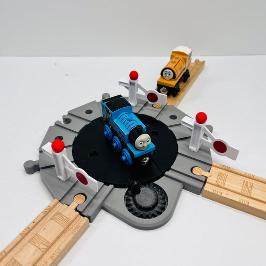 7-Way Turntable Switch Track