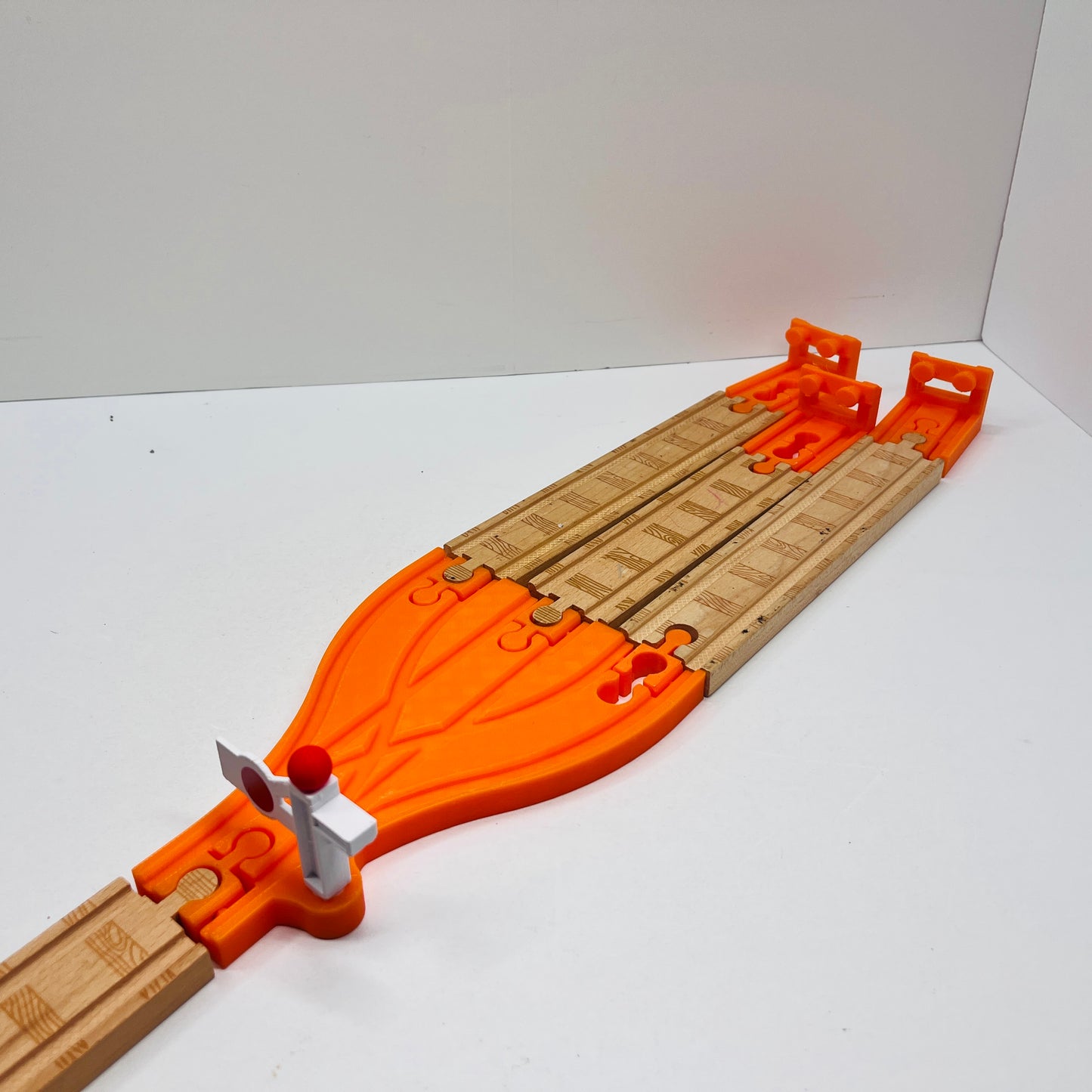 3 way Split Track & Triple Switch with Buffer